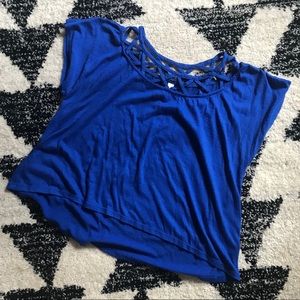 💕 3/$25 Criss Cross Target Top